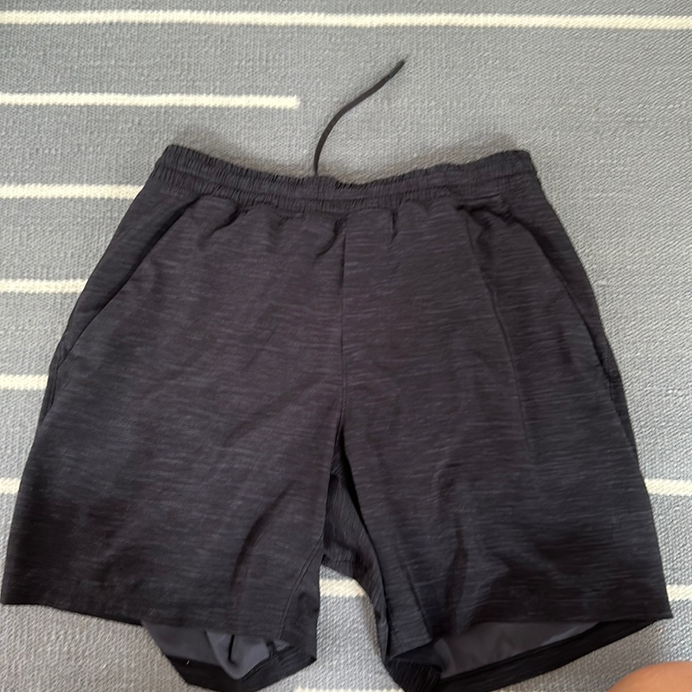 Lululemon Pace Breaker Lined 7 Inch Shorts - M - Great Condition